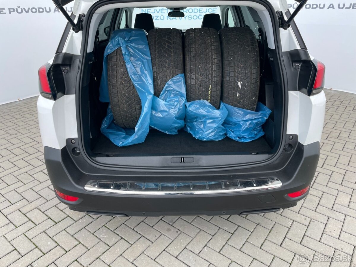 Peugeot 5008 II 1.2PT ALLURE 7míst ČR+1.maj. - 8