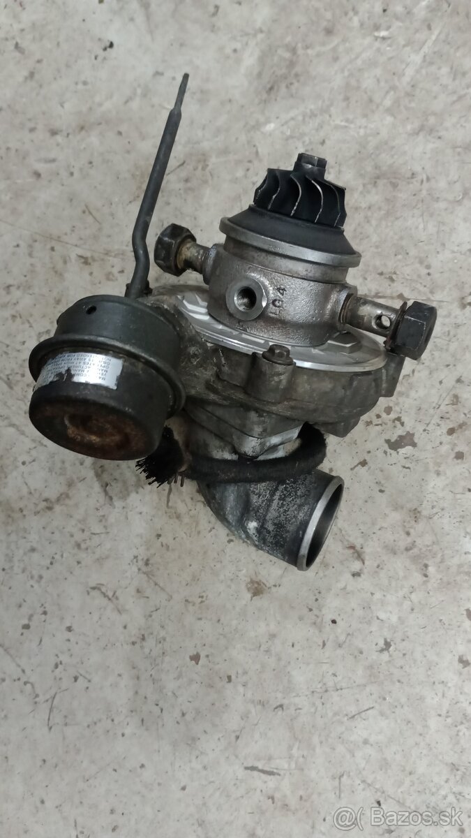 Kia k2500 valník 2006r Štartér ,alternator,.. - 8