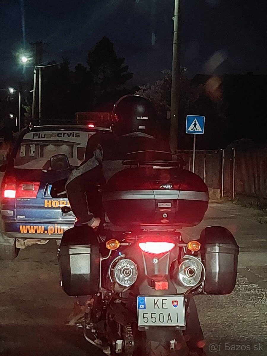 Suzuki V-strom 650 DL - 8