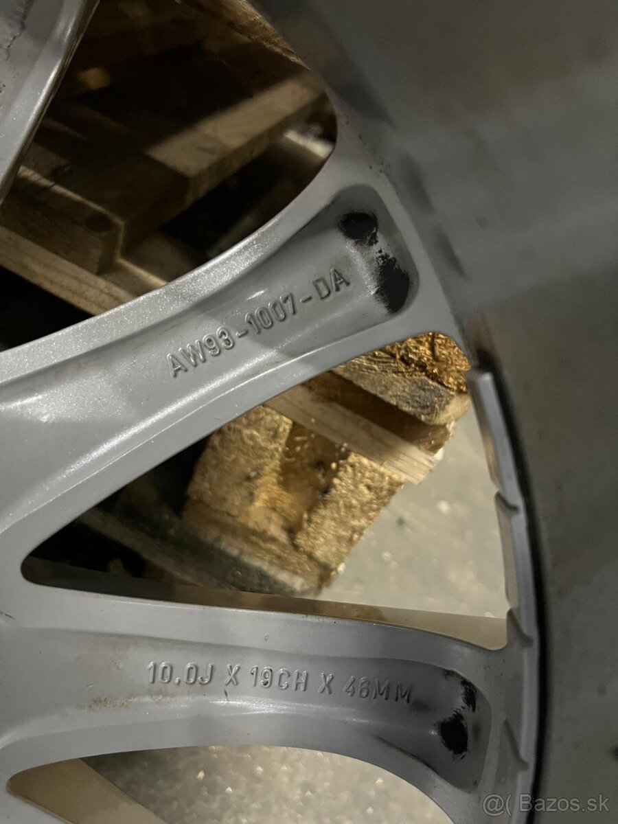 Elektróny jaguár xj 5x108 , r19 - 8