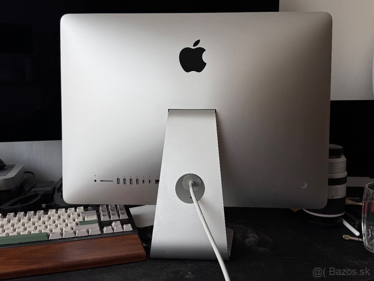 iMac 21.5” 2012 - i5, 8gb ram, 1TB SSD - 8
