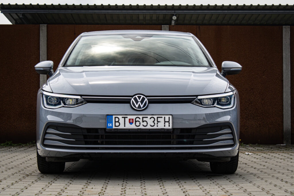 Volkswagen Golf Life 1.5 TGI Benzín + CNG - 8
