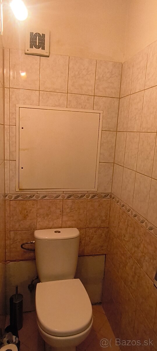 Zariadený 3i byt na začiatku Petržalky – foto 8
