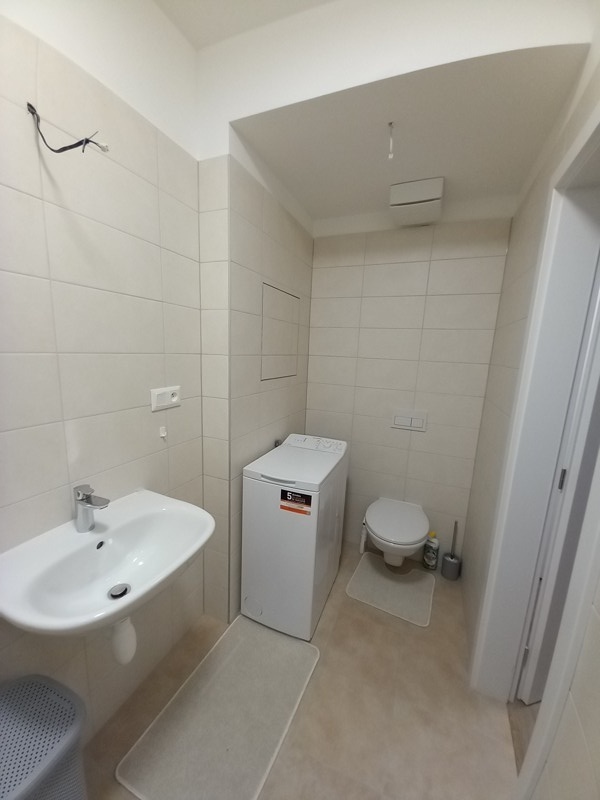 Investičný 1 izbový byt s terasou a parkovacím miestom v cen - 8