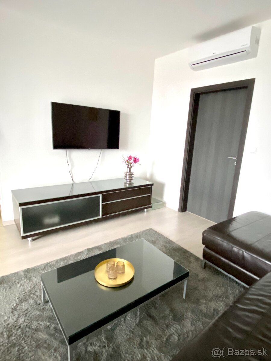 Prenájom 2-izbový byt Rezidencia Šindolka, Dolnohorská ul. - 8