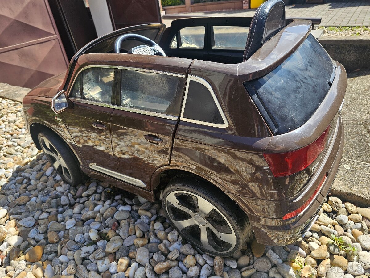 Audi Q7 elektrické autíčko - 8