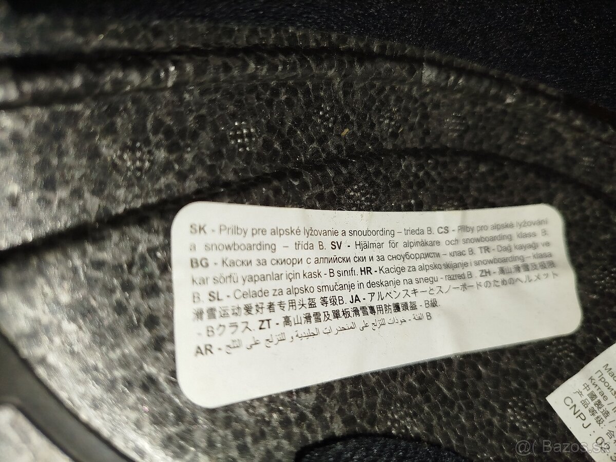 Prilba na sánkovanie a korčuľovanie - 8