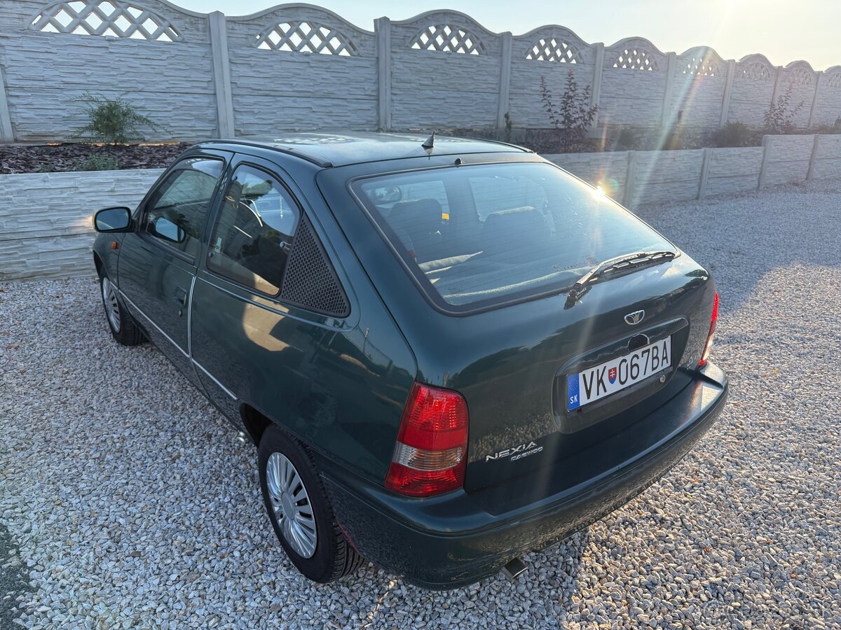 Daewoo Nexia Hatchback 1.5i - 8