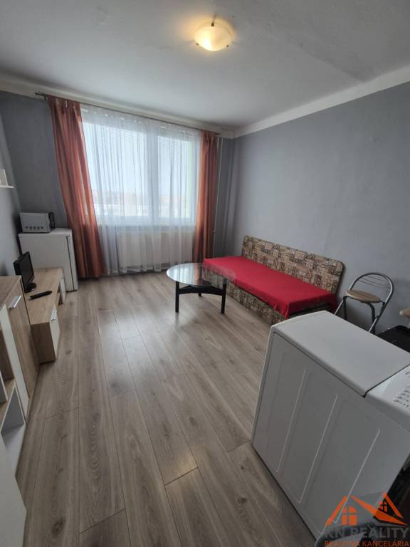 Na predaj zariadená garsónka po rekonštrukcii Komárno - 8