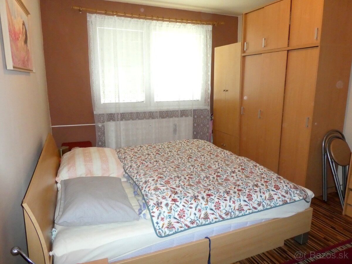 Na predaj trojizbový byt blízko centra mesta LC - 8