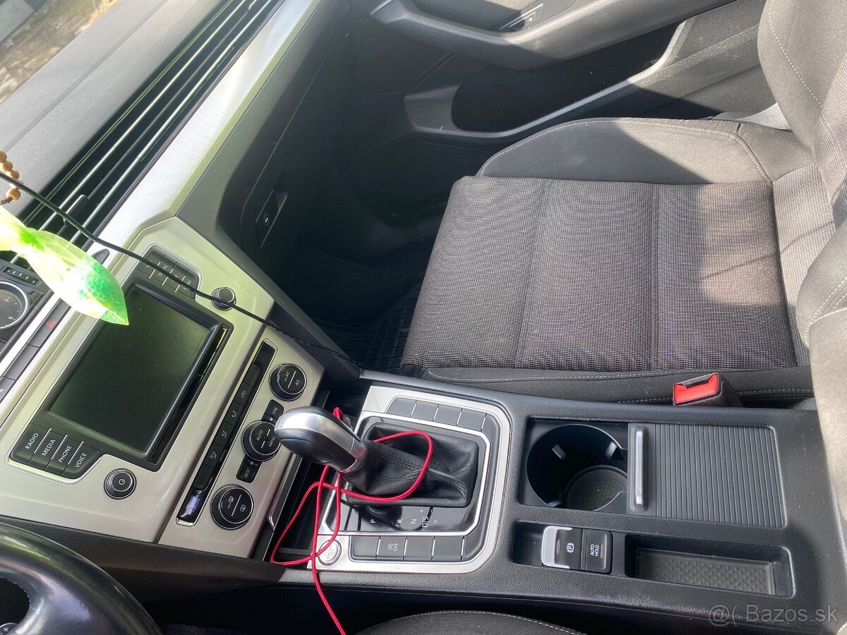 Volkswagen Passat variant B8 ,,2016,,2,0TDI ,,DSG,,110kw - 8