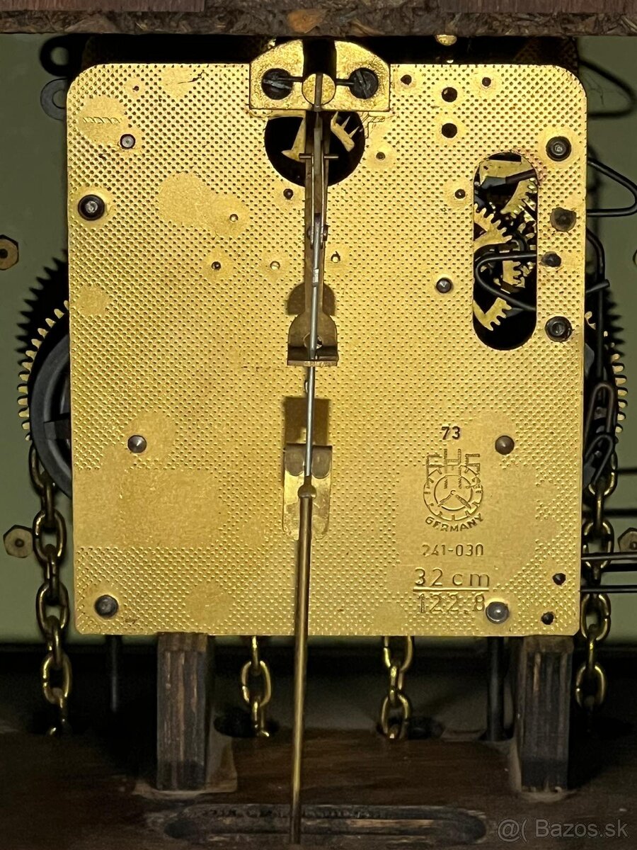 Nastene hodiny Hermle - 8