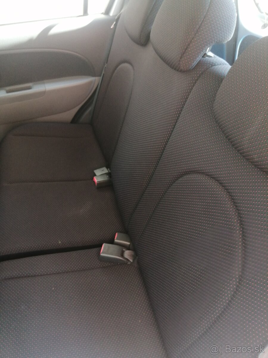 Subaru Justy 1,0 - 8