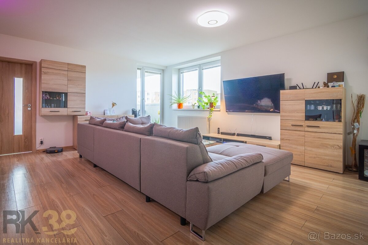 Priestranný 4-izbový byt v obľúbenej lokalite - 8