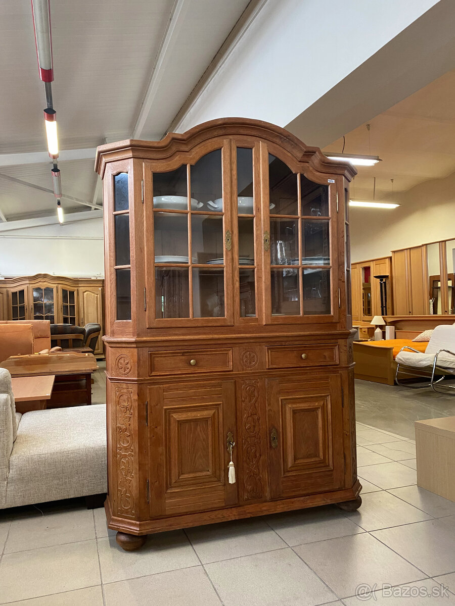 Dubové příborníky a vitriny Belgie a Německo - 8