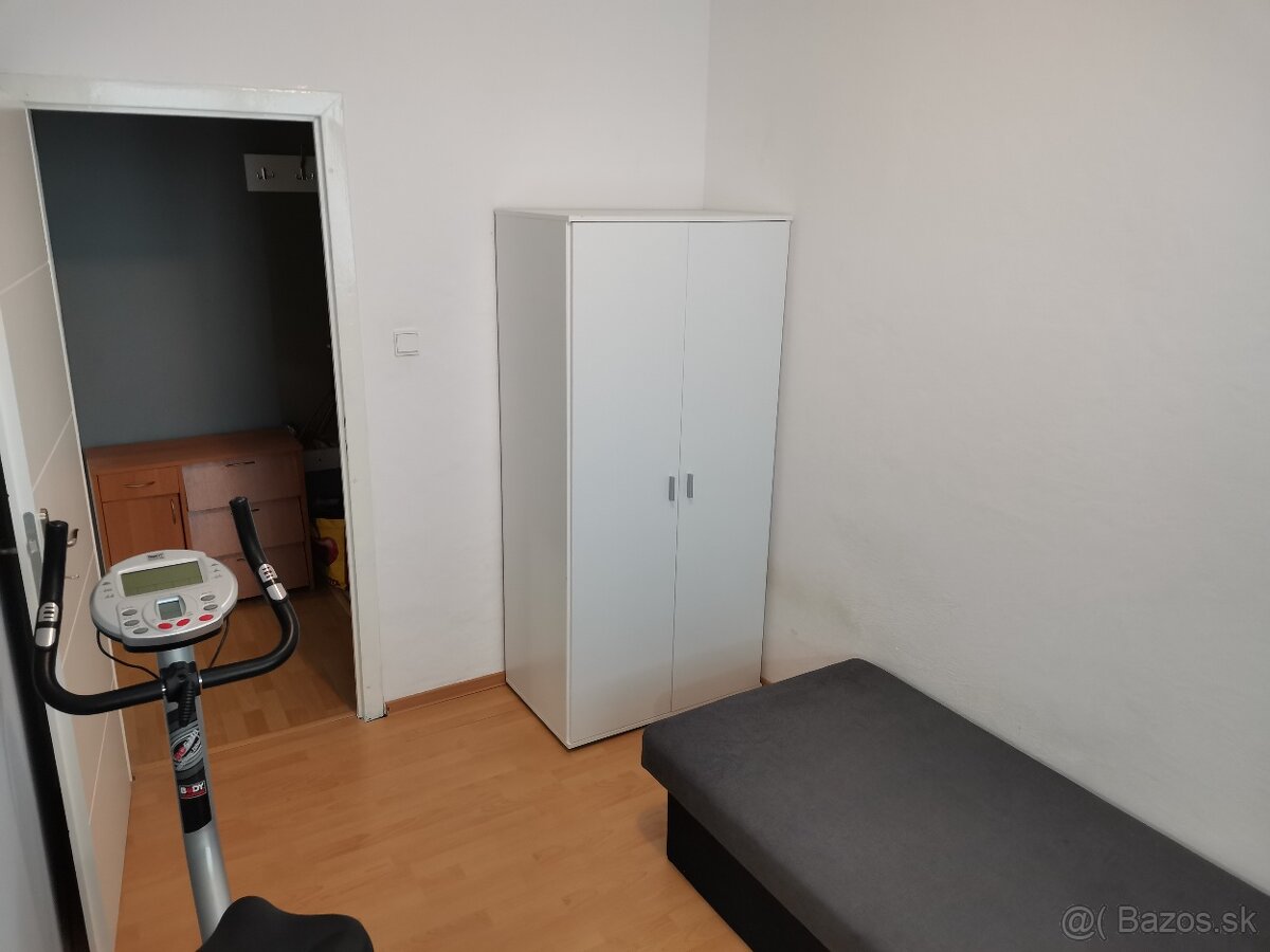 2,5 izb. byt, Clementisova, Dargovských Hrdinov - 8