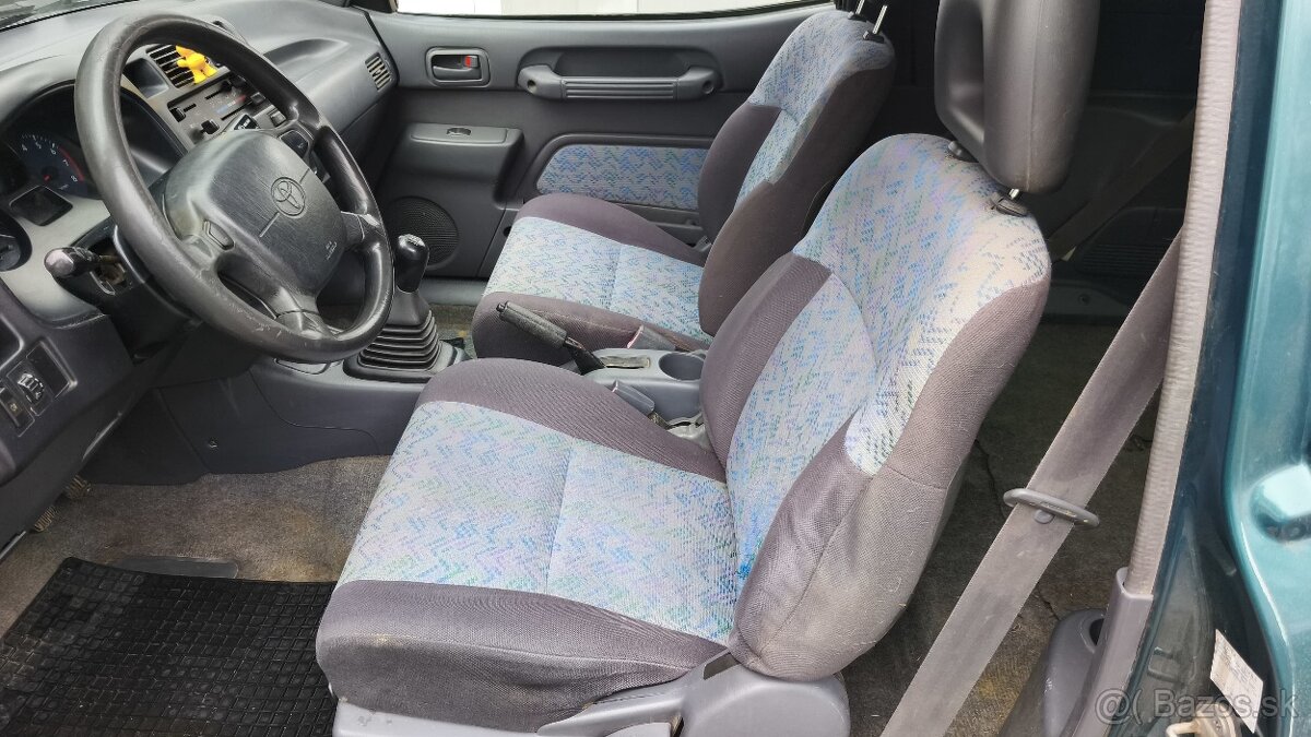 Toyota Rav4 2.0i 4x4 /Uzávierka/ - 8