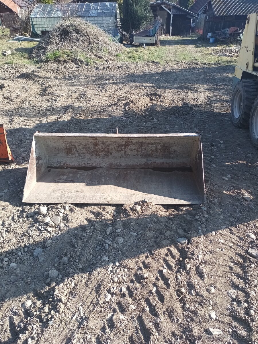 Šmykom riadený nakladač Daewoo - 8