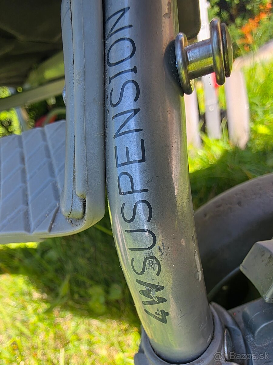 MACLAREN Kočík Techno XLR - 8