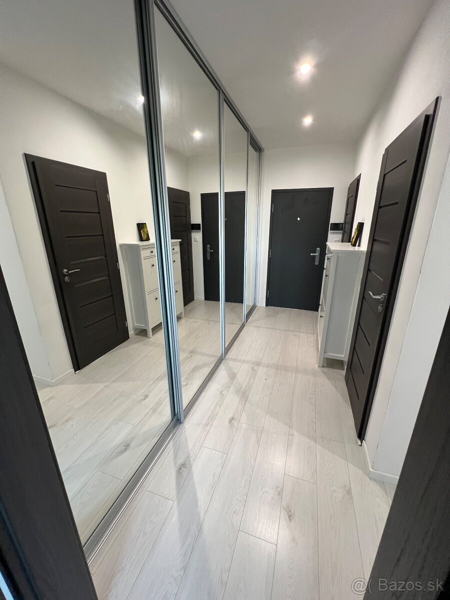 Javorka- prenájom 2 izbovej bytu - 8