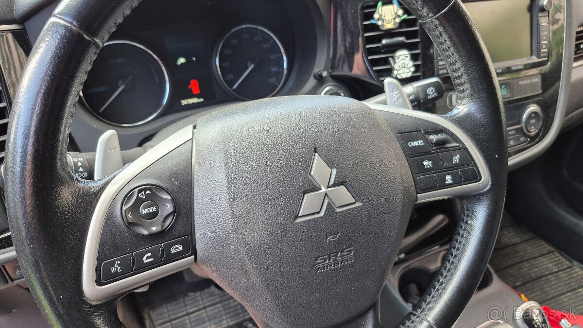 Mitsubishi Outlander PHEV 2013 Plug-in hybrid 50km EV dojazd - 8