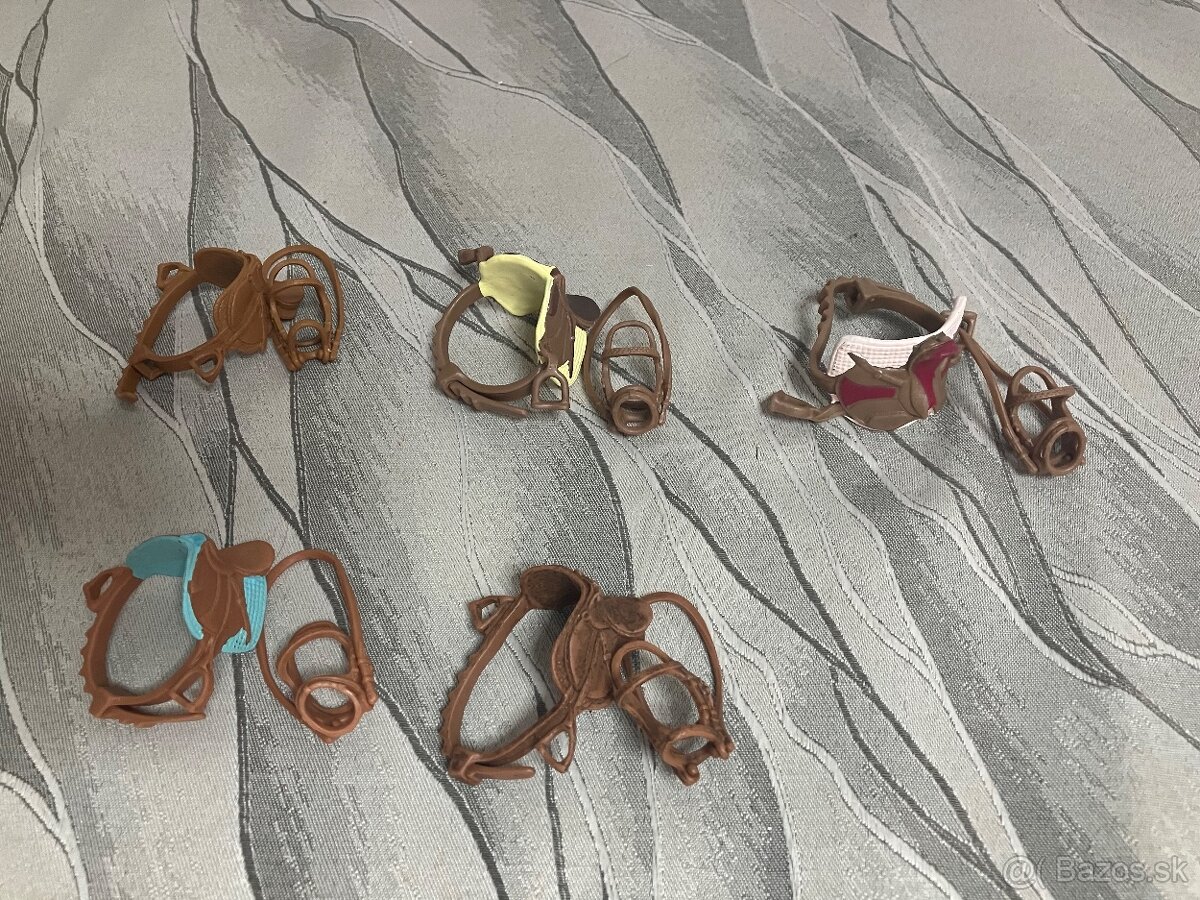 Schleich kone, stajna,doplnky - 8