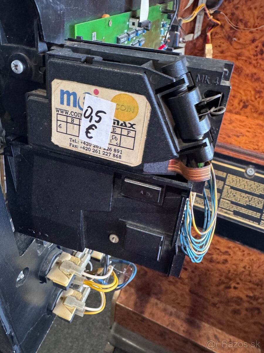 Šípkový automat, elektronicky terč na šípky - 8