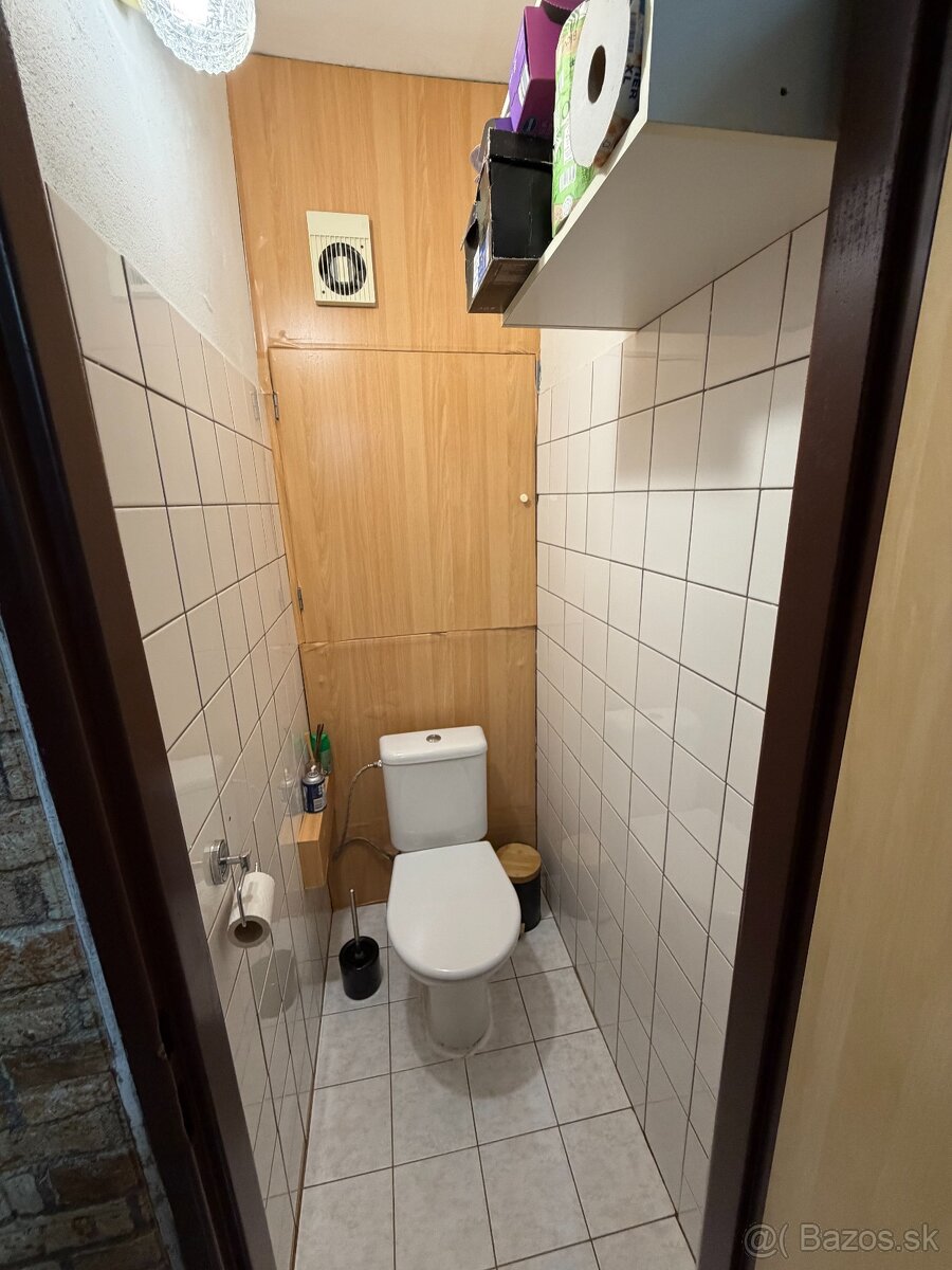 Na predaj 3izbový byt 59m2+loggia,pivnica- Topoľčany - 8