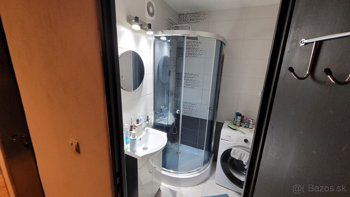 Na predaj 2 izbový byt na ulici Školská , Veľký Šariš okres - 8