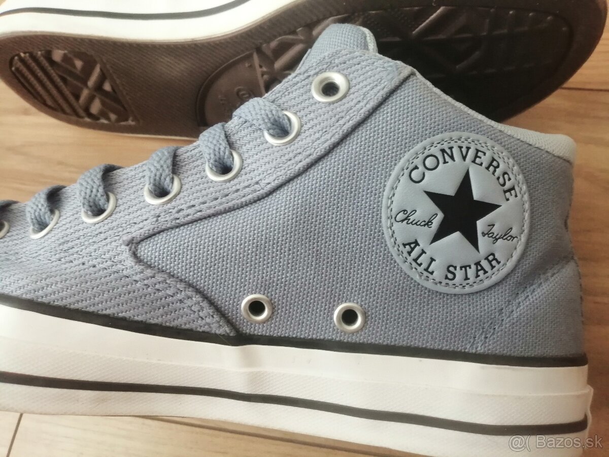 Converse 41 - 8