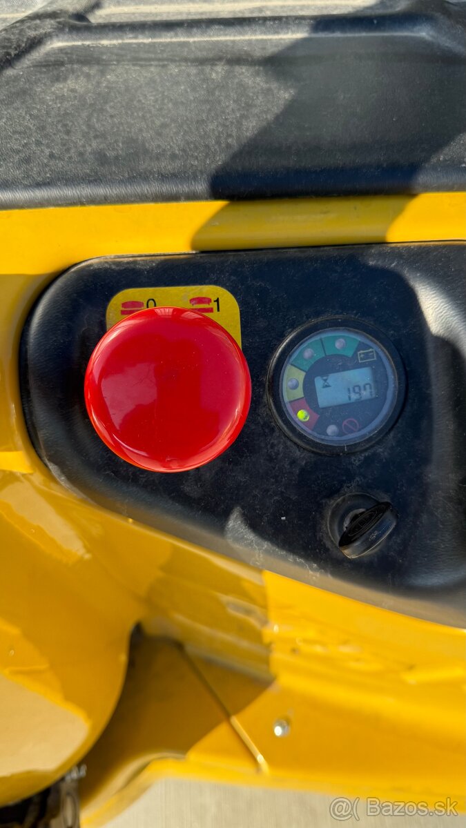 vysokozdvižný paletový vozík YALE MS10E-2860 - 8