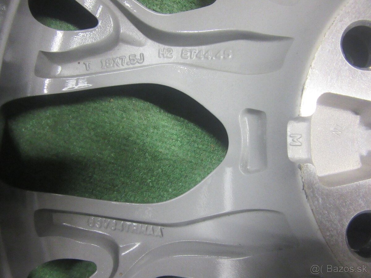 R18 hliníkové disky JEEP rozteč 5x127 7,5x18 et44,45 - 8