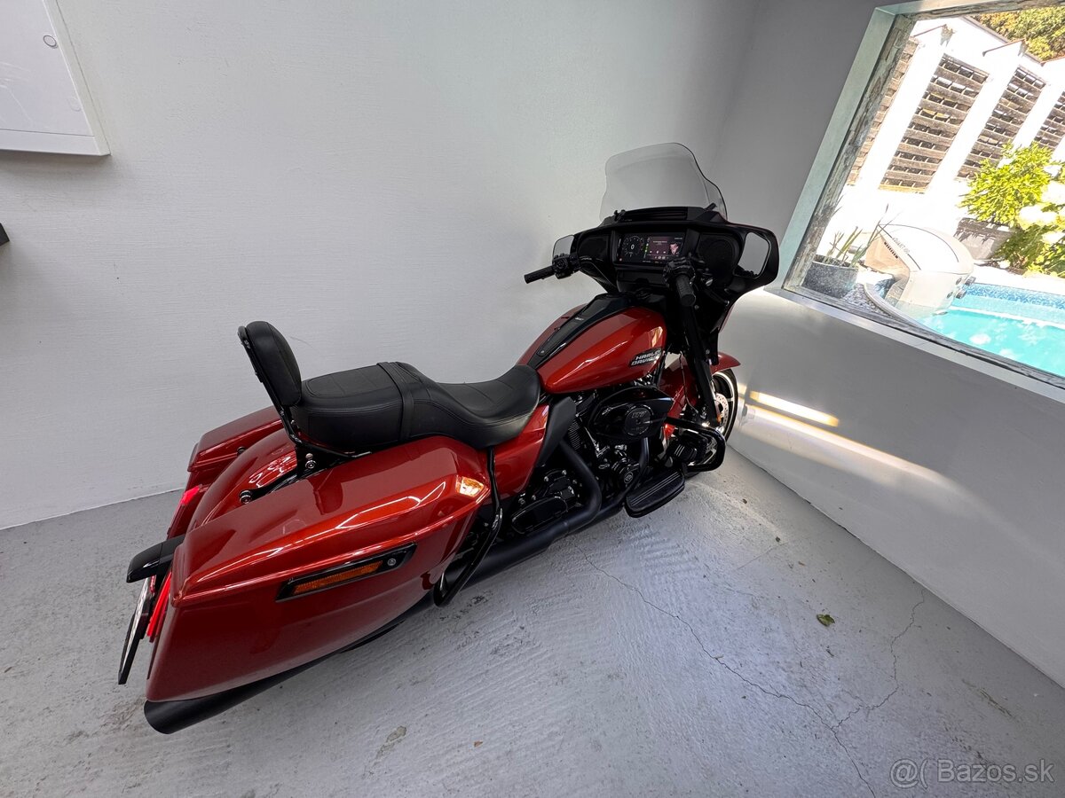 Predám Harley Davidson Street Glide 117 - 8