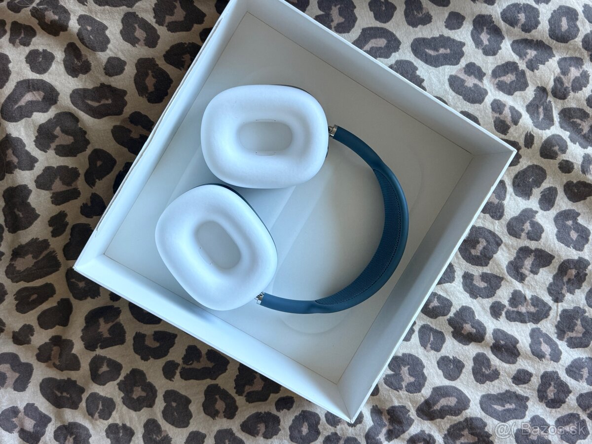 AirPods Max - blue - 8