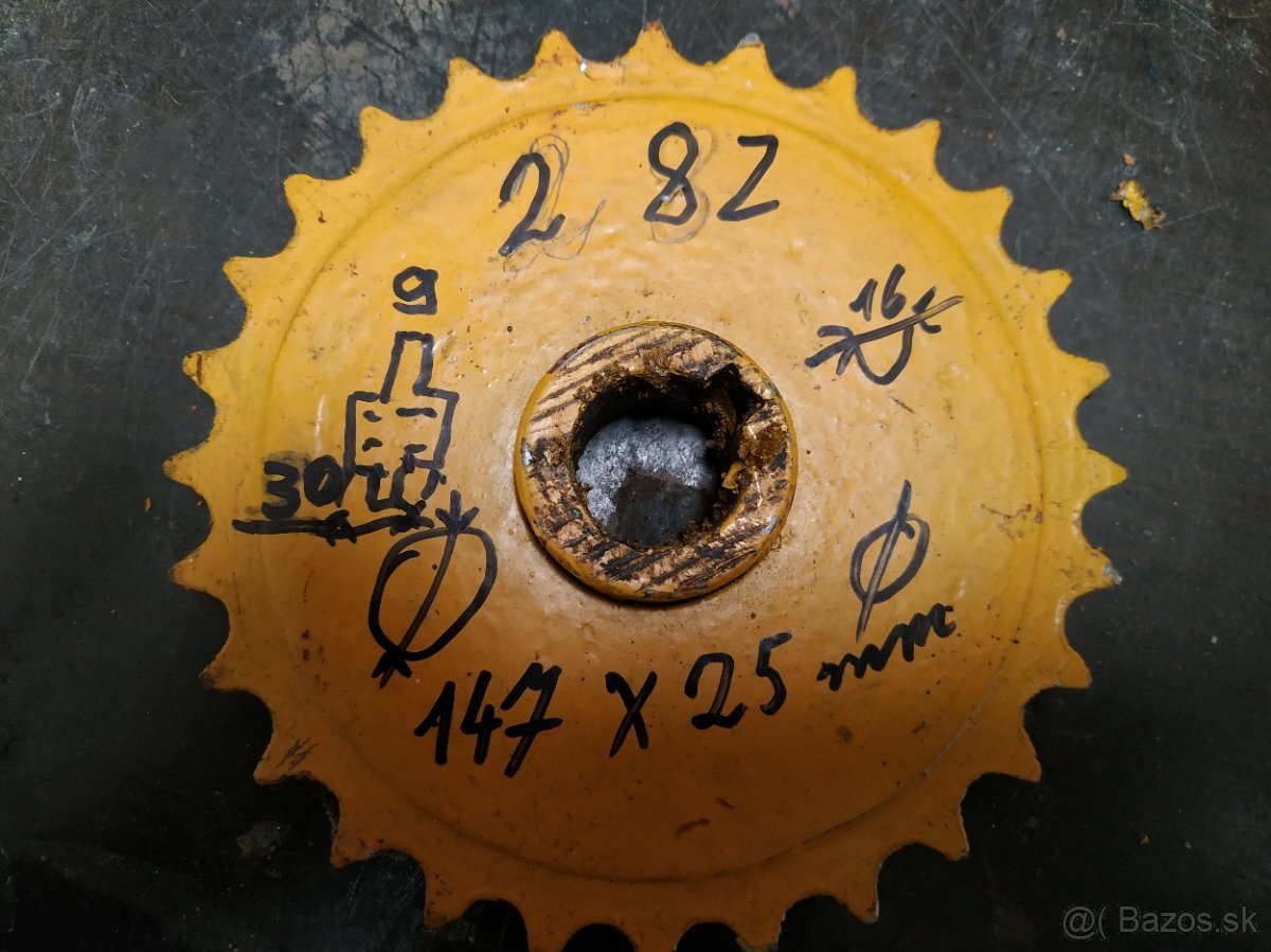 Remenice +ozubené kolečko. - 8