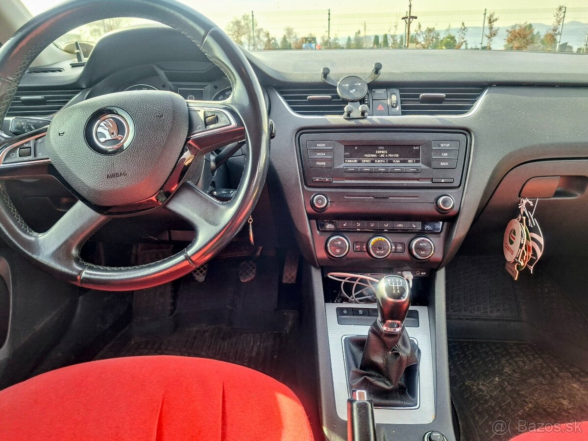 Škoda octavia 3 combi - 8