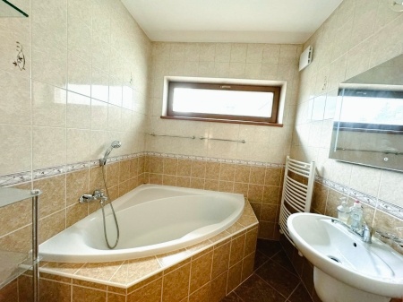 Nadštandardný 3 izb. byt v centre Žiliny (Bulvár) - 8