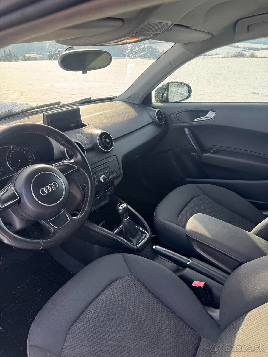 Audi A1 1.2 TSI RV2012 - 8