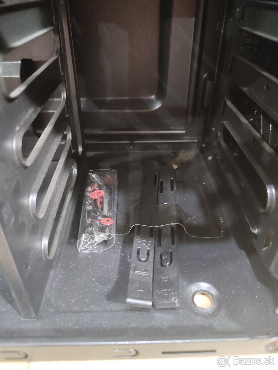 Pc bedna Zalman Z3 - 8