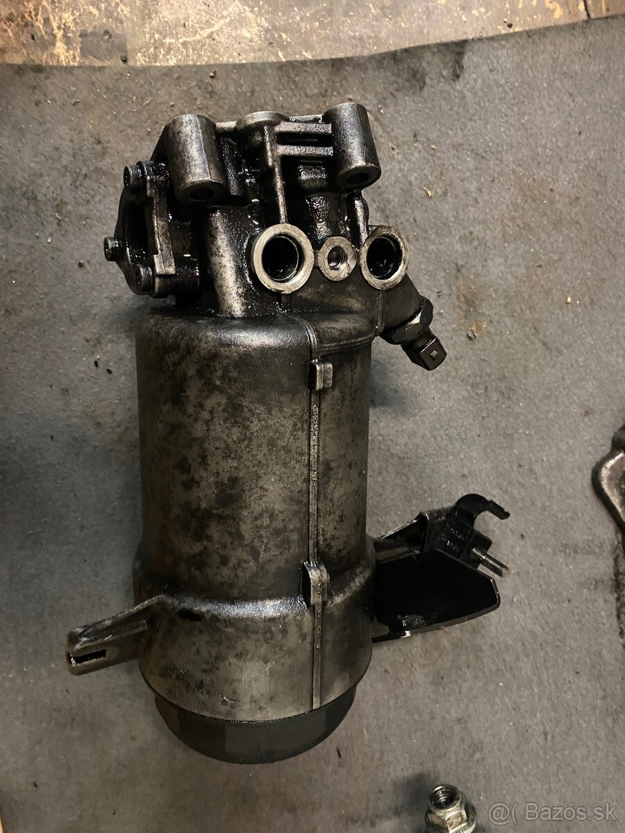 Diely motora 525tds - 8