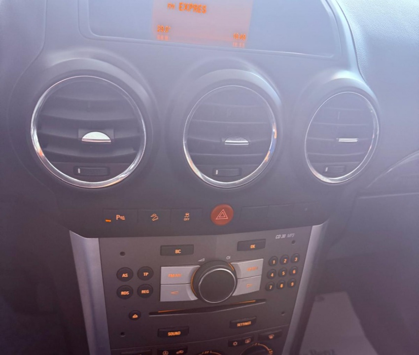 Opel Antara 2.2 CDTi 4x4 Cosmo SK ŠPZ - 8