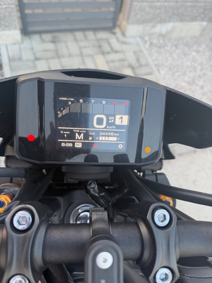 YAMAHA MT09 SP 2023 - 8