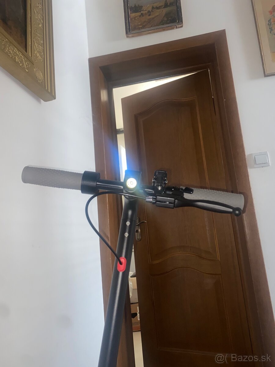 elektrická kolobežka - 8