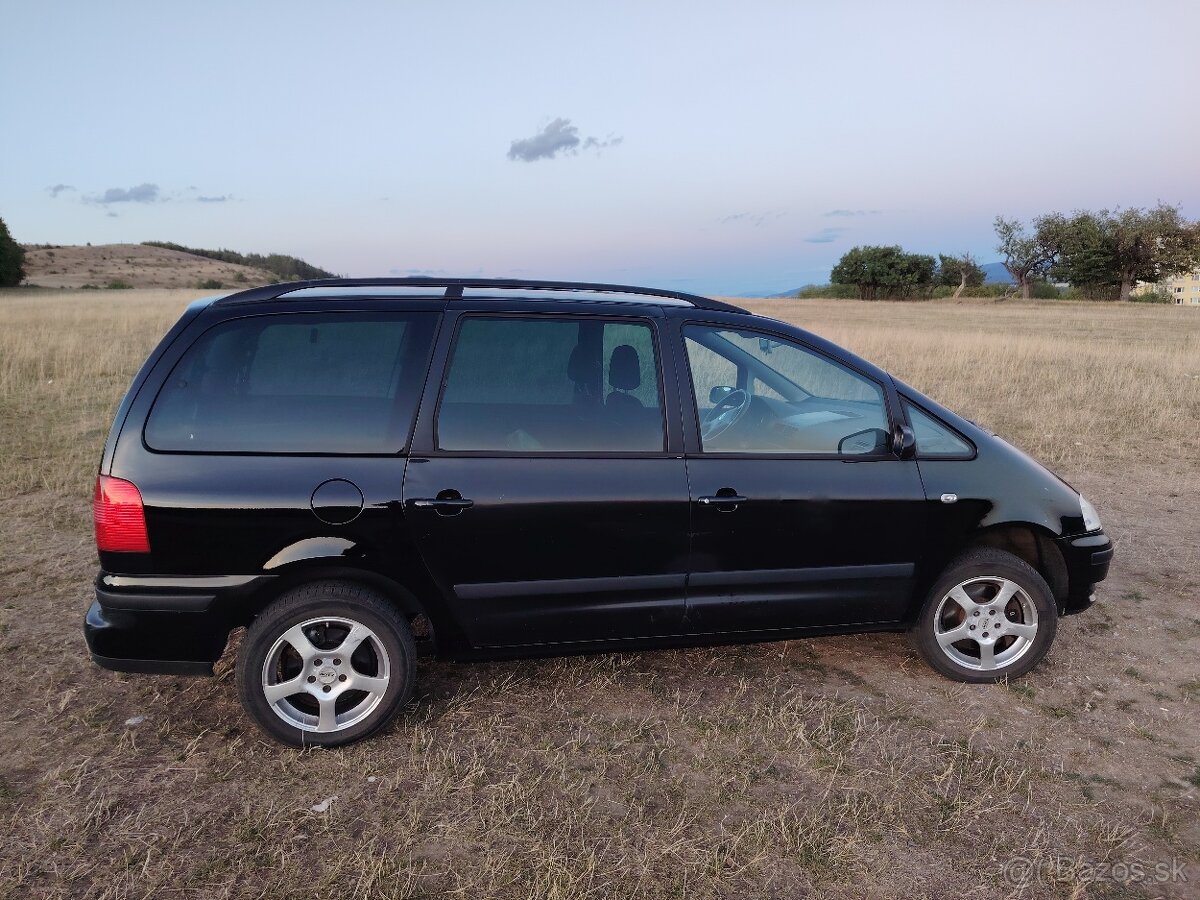 Predám VW Sharan 4x4 1.9 TDi - 8