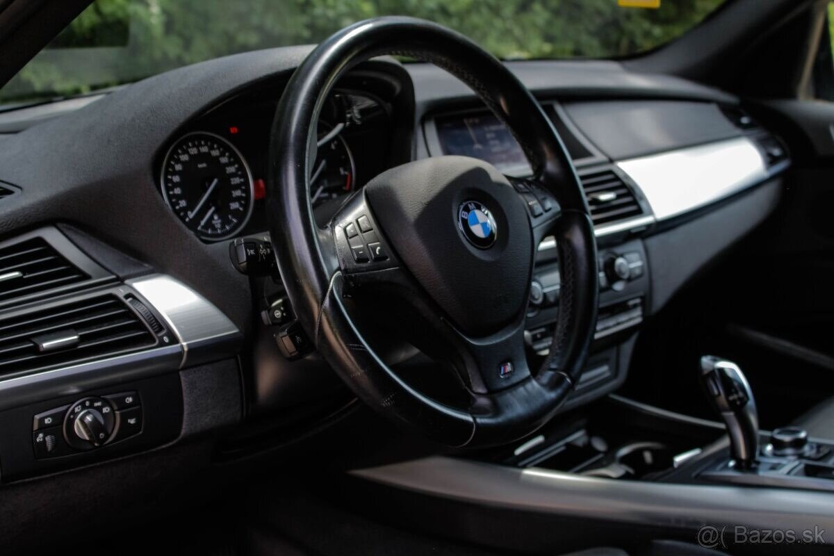BMW X5 M-Packet xDrive40d - 8