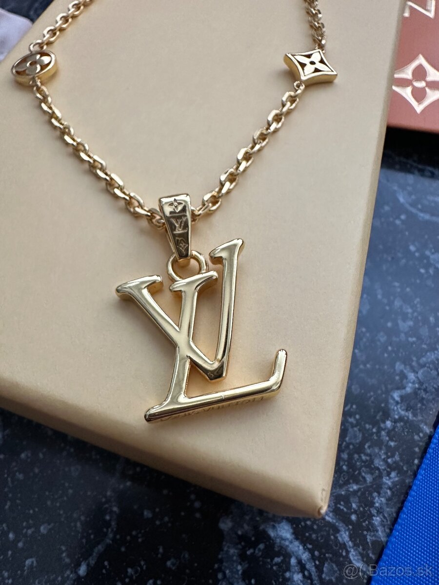 Nový nenoseny nahrdelnik Louis Vuitton - 8