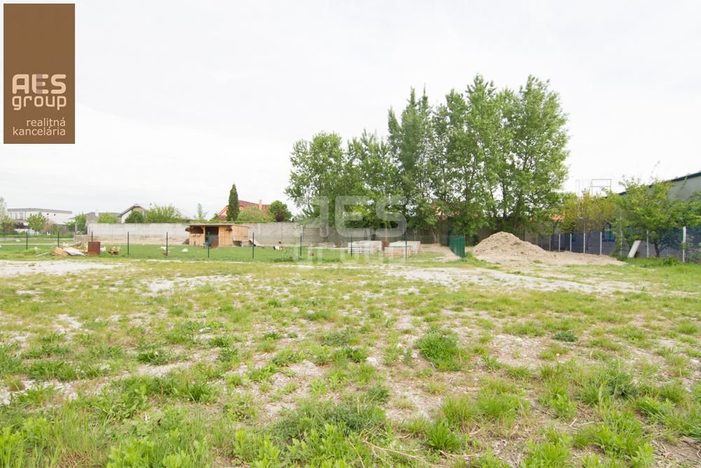 PREDAJ, POZEMOK 833 m2, MOST PRI BRATISLAVE - 8