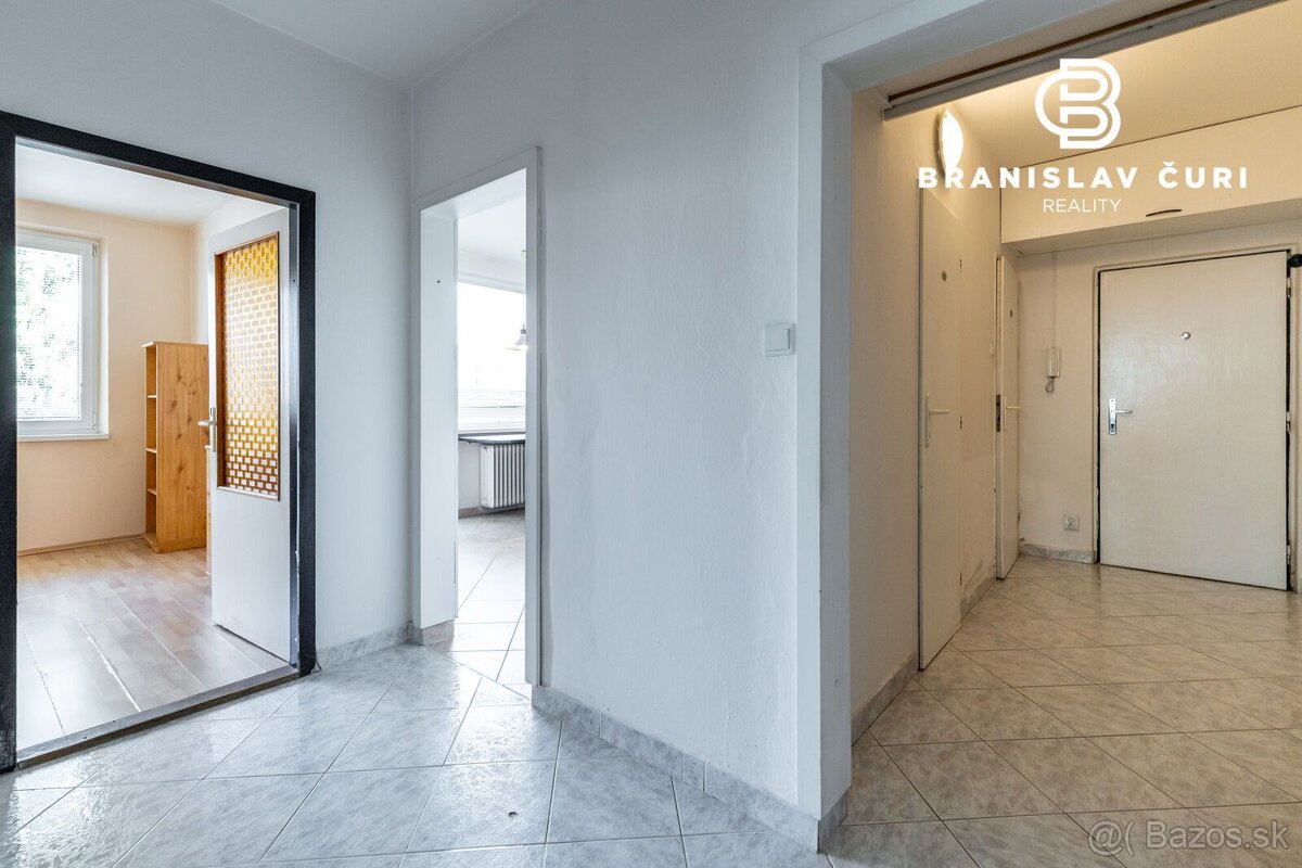 REZERVOVANÉ - PREDAJ 3-IZBOVÉHO BYTU V PÔVODNOM STAVE - Palá - 8