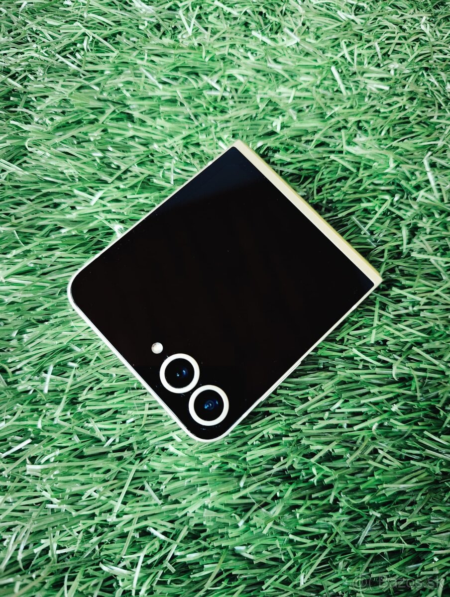 NOVÝ Samsung Galaxy Z Flip6 5G 12GB/512GB ( Limit - 8