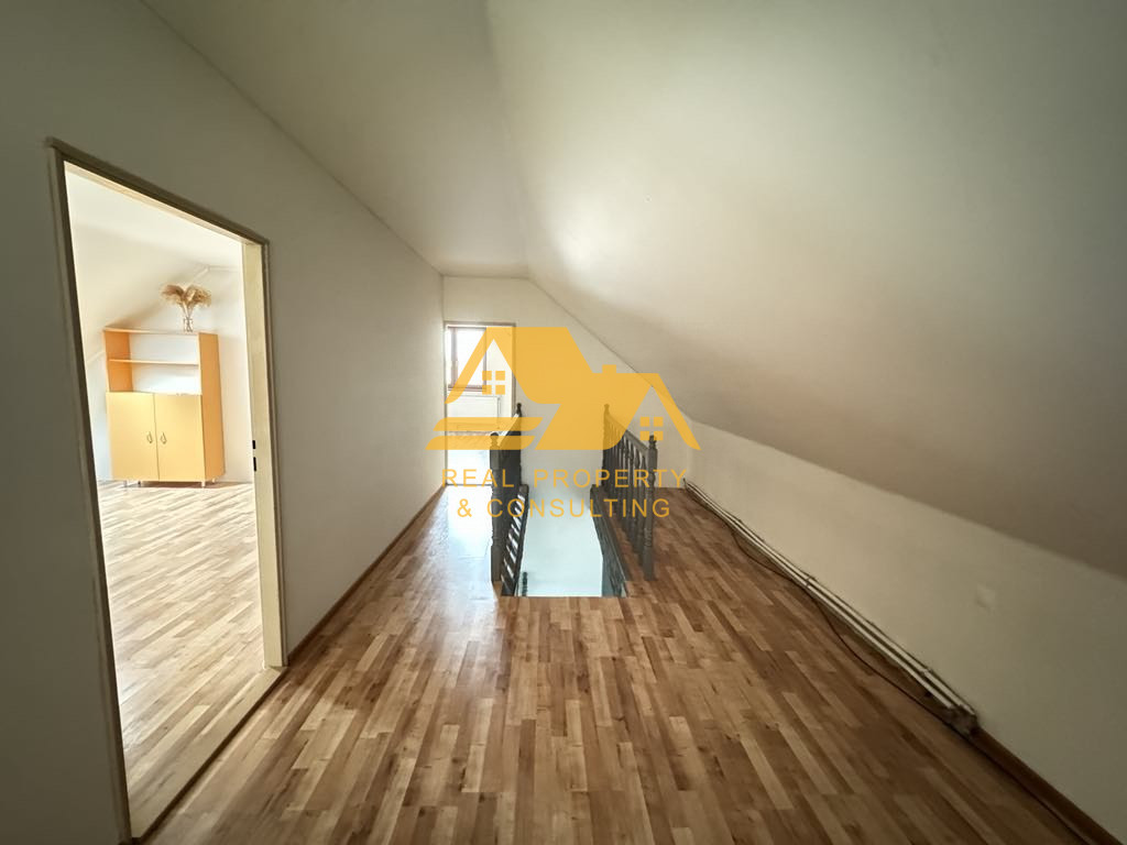 Predám zrekonštruovaný rodinný dom v obci Palárikovo - 8